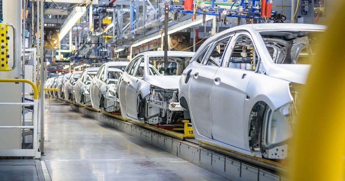 Autóipari forradalom Kínában: 2027-től eltűnnek a futurisztikus kilincsek!