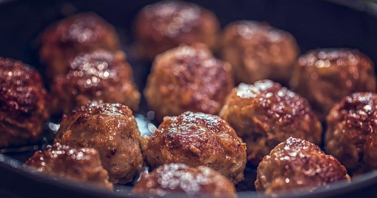 Fasírtforradalom: Zsemlemorzsa helyett diófélékkel a ropogós csoda!