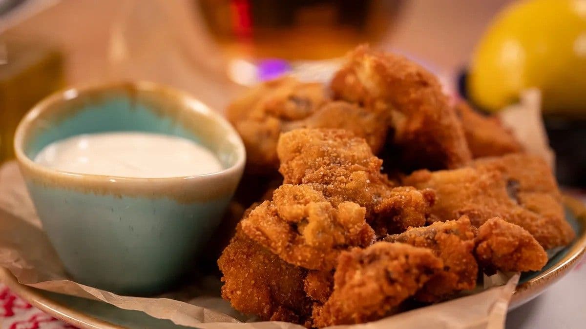 Fedezd fel a nagyi varázslatos rántott csirkemájának titkát!