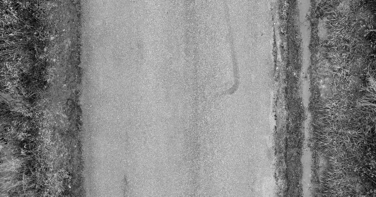 Drámai ütközés a 6-os főúton: kamion és autó csapott össze Bonyhádnál!