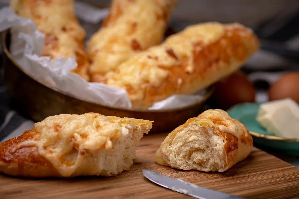 Varázslatos házi sajtos stangli: A hétvégi reggelik új sztárja