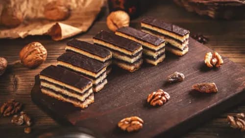 Fedezd fel a zserbó titkát: Nagyanyáink rejtett hozzávalója, ami megváltoztatja az életed!