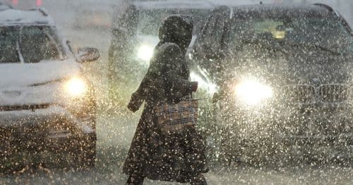 Hóviharokkal támad a tél: Készüljünk a havas káoszra!